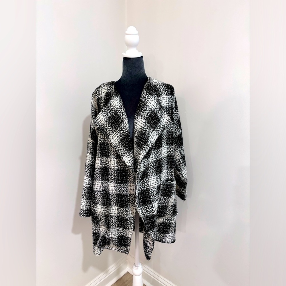 Jealous Tomato Black & While Jacket Size L